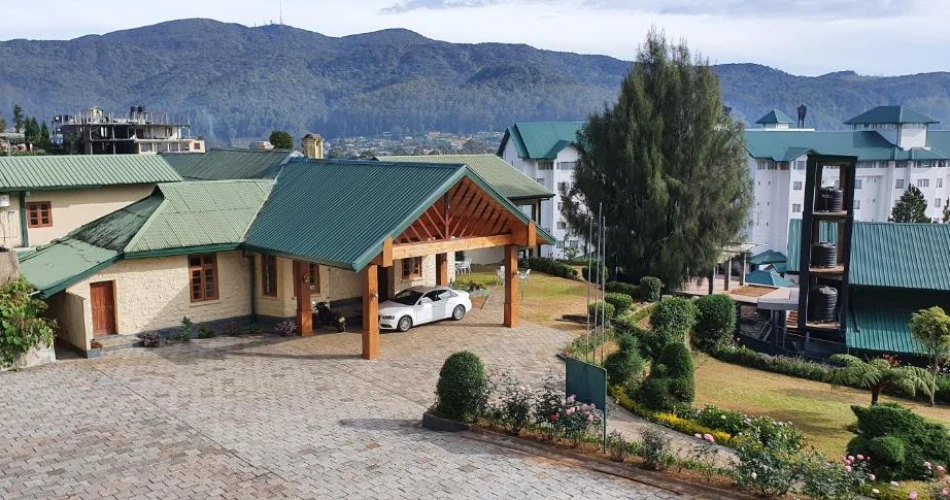 Tea Bush Hotel Nuwara Eliya – A Scenic Escape in Sri Lanka’s Hill Country