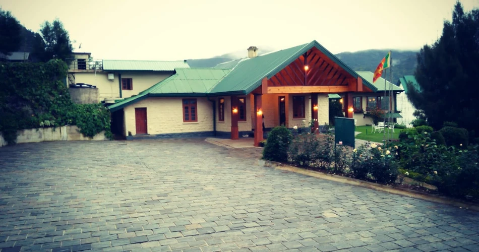 Tea Bush Hotel Nuwara Eliya – A Scenic Escape in Sri Lanka’s Hill Country